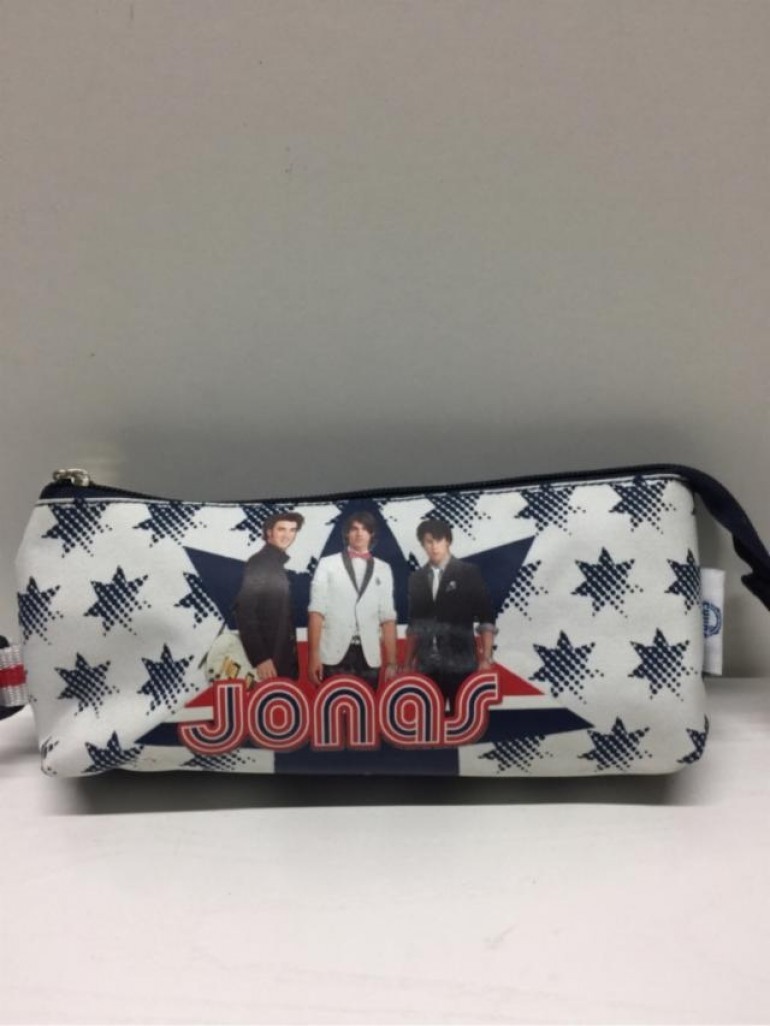 1 ESTUCHE ESCOLAR JONAS BROTHER