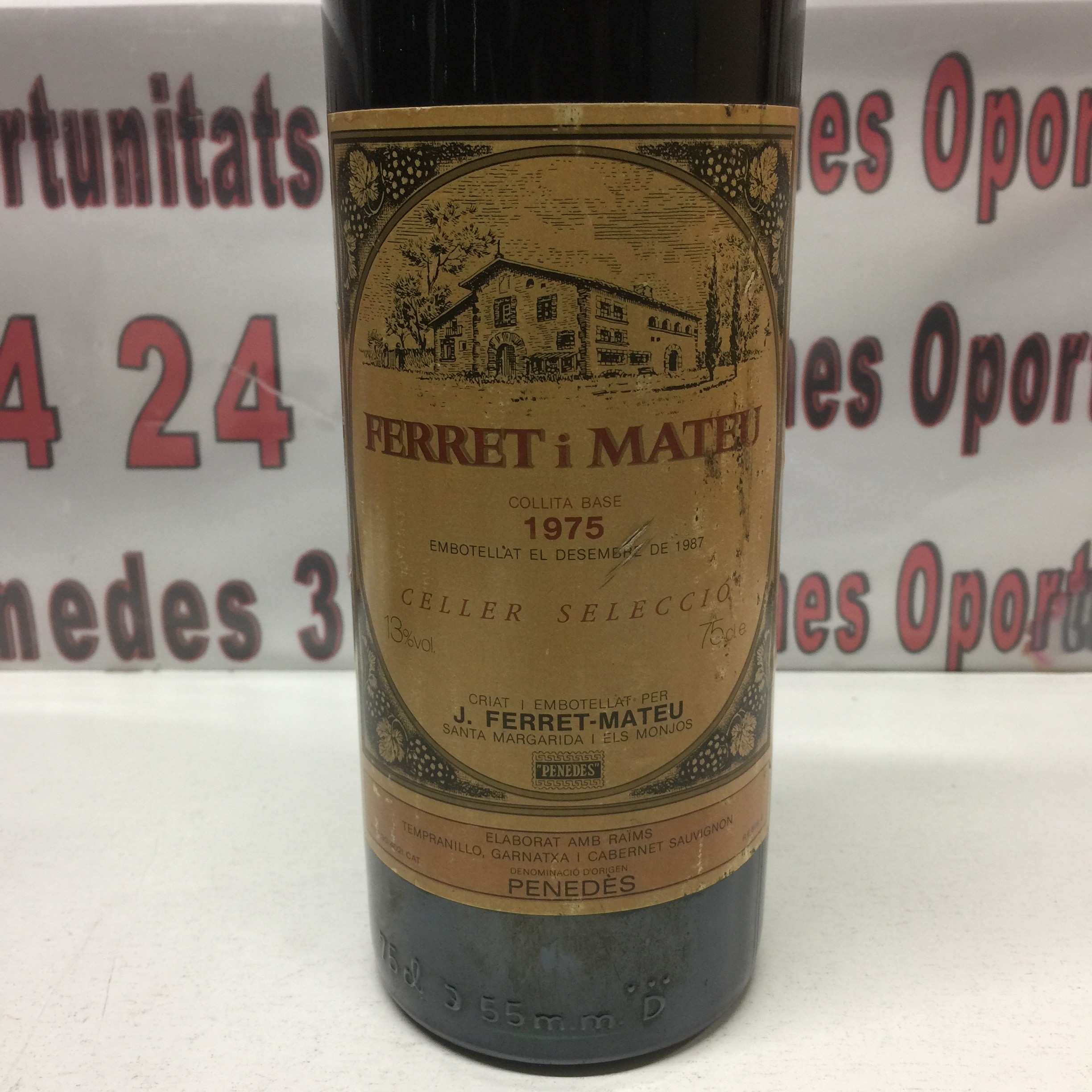 2 Ferrer i Mateu , cosecha del 1975 del penedès . 75cl