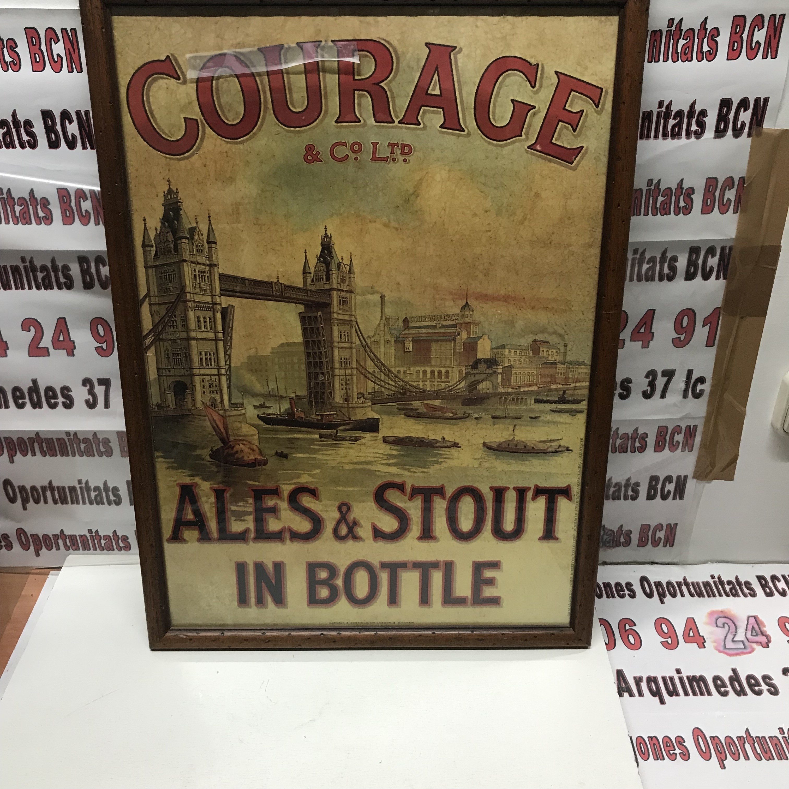 3 Cuadro vintage courage ales y stout in bottle