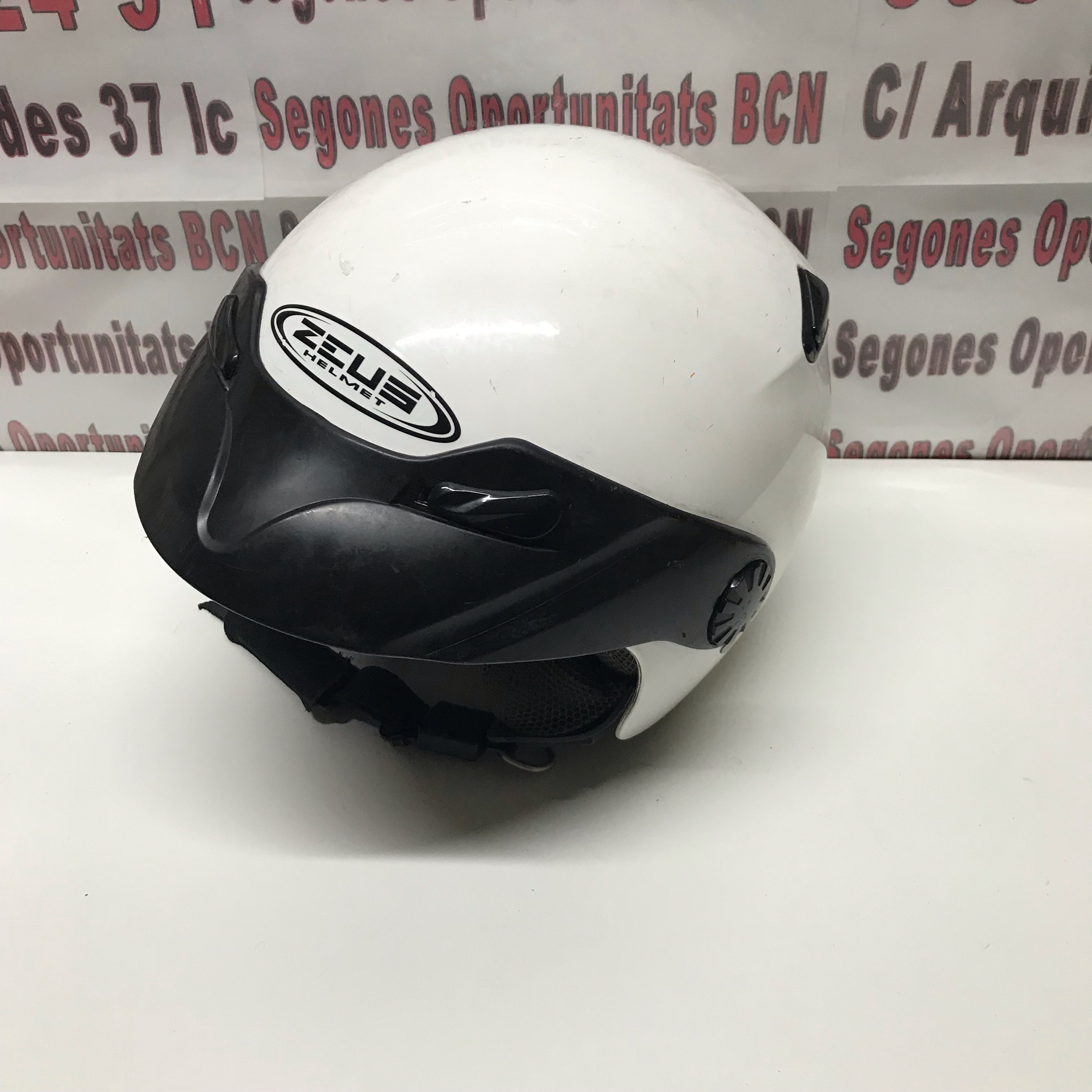 1 CASCO MOTO ZEUS