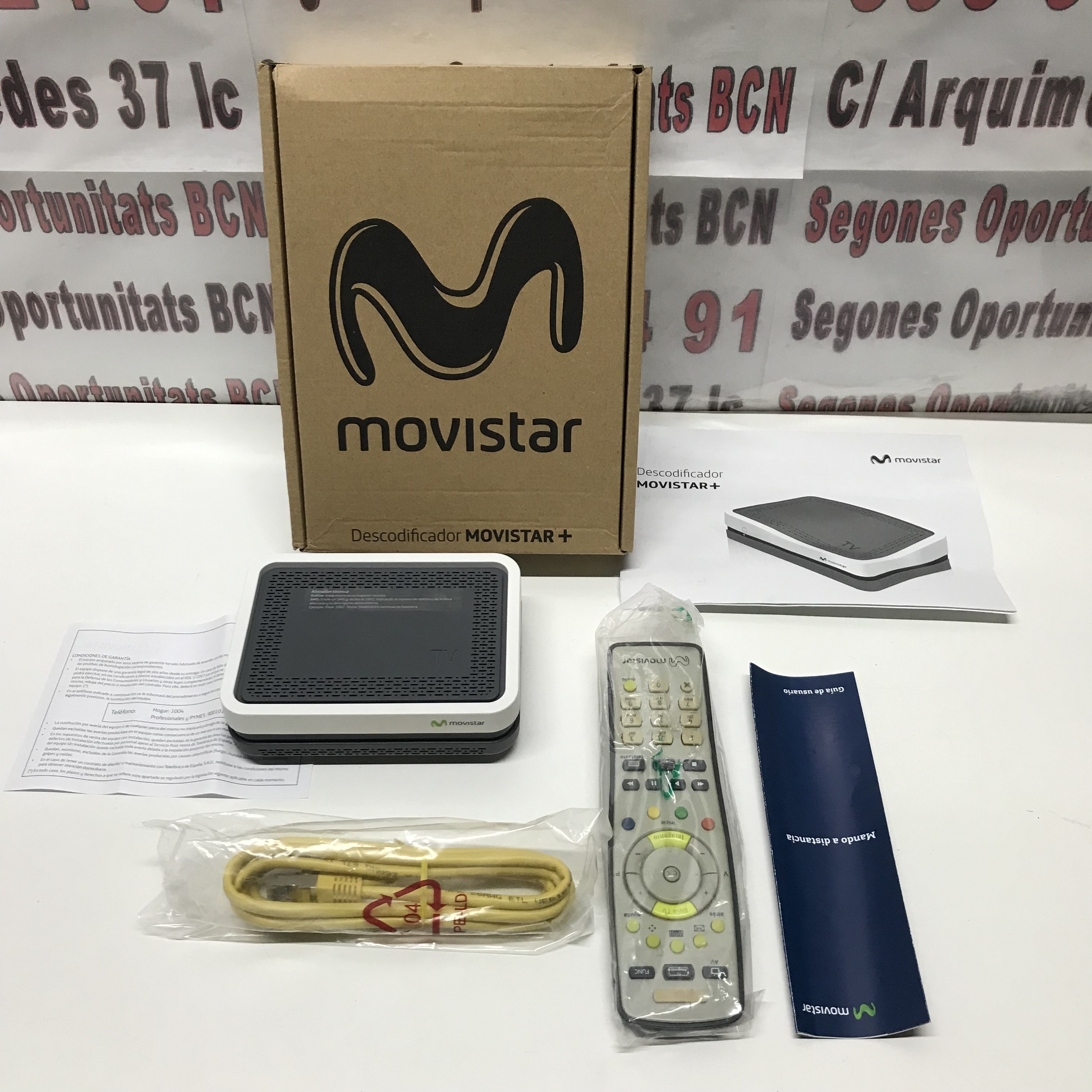 1 DESCODIFICADOR MOVISTAR + 