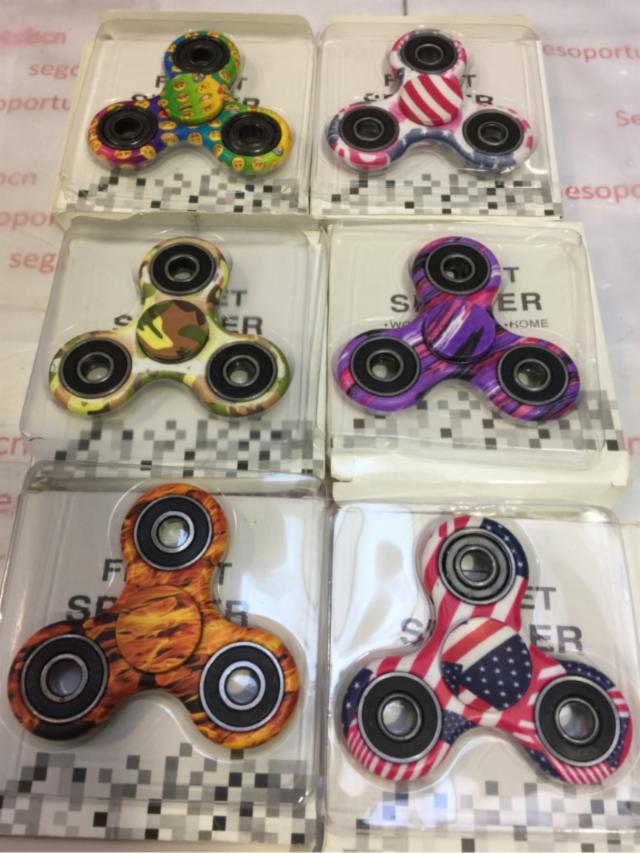 3 FIDGET SPINNER