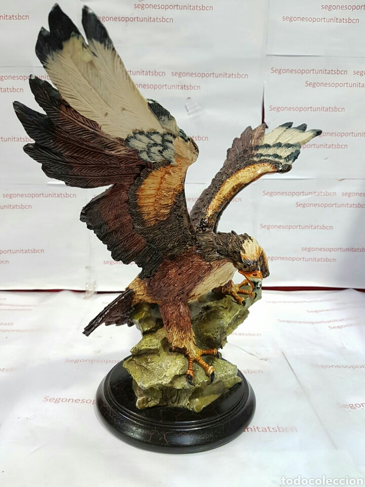 1 FIGURA - ÁGUILA CON PEANA - ARTAMIC