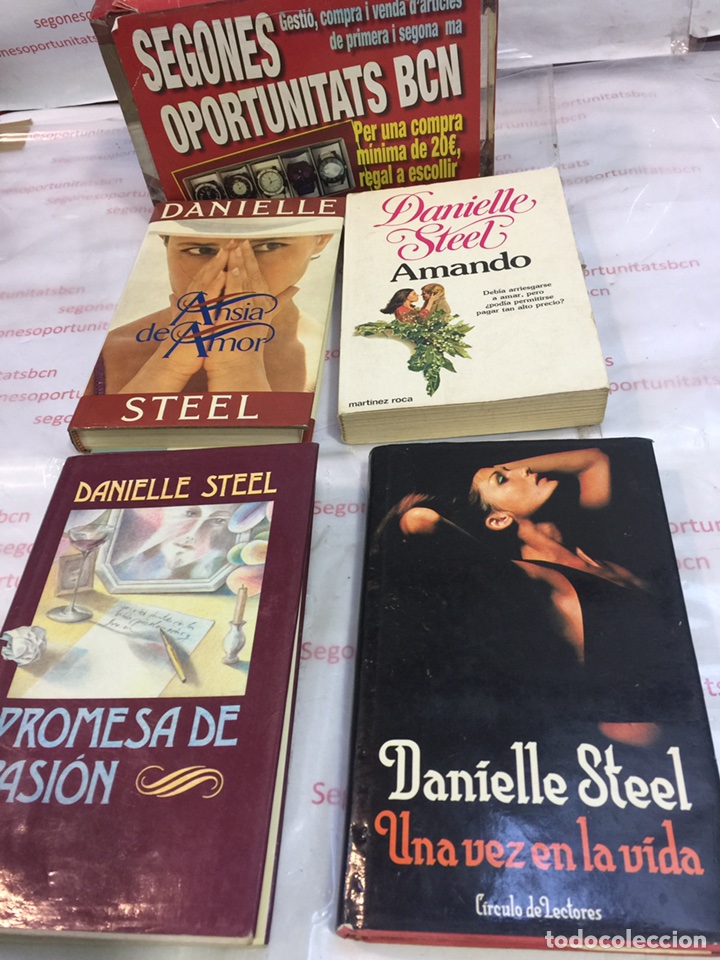 1 LOTE DANIELLE STEEL. ANSIA DE AMOR. PROMESA DE PASION. AMANDO Y UNA VEZ EN LA VIDA