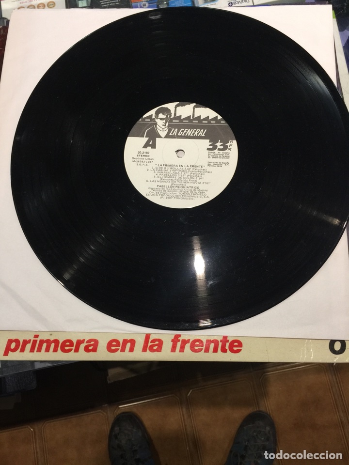 2 LP - PABELLON PSIQUIÁTRICO - LA PRIMERA EN LA FRENTE