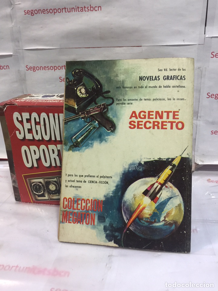 3 AGENTE SECRETO - SÓLO SONRÍEN LOS VIVOS - NUMERO 21 - EDITORIAL FERMA